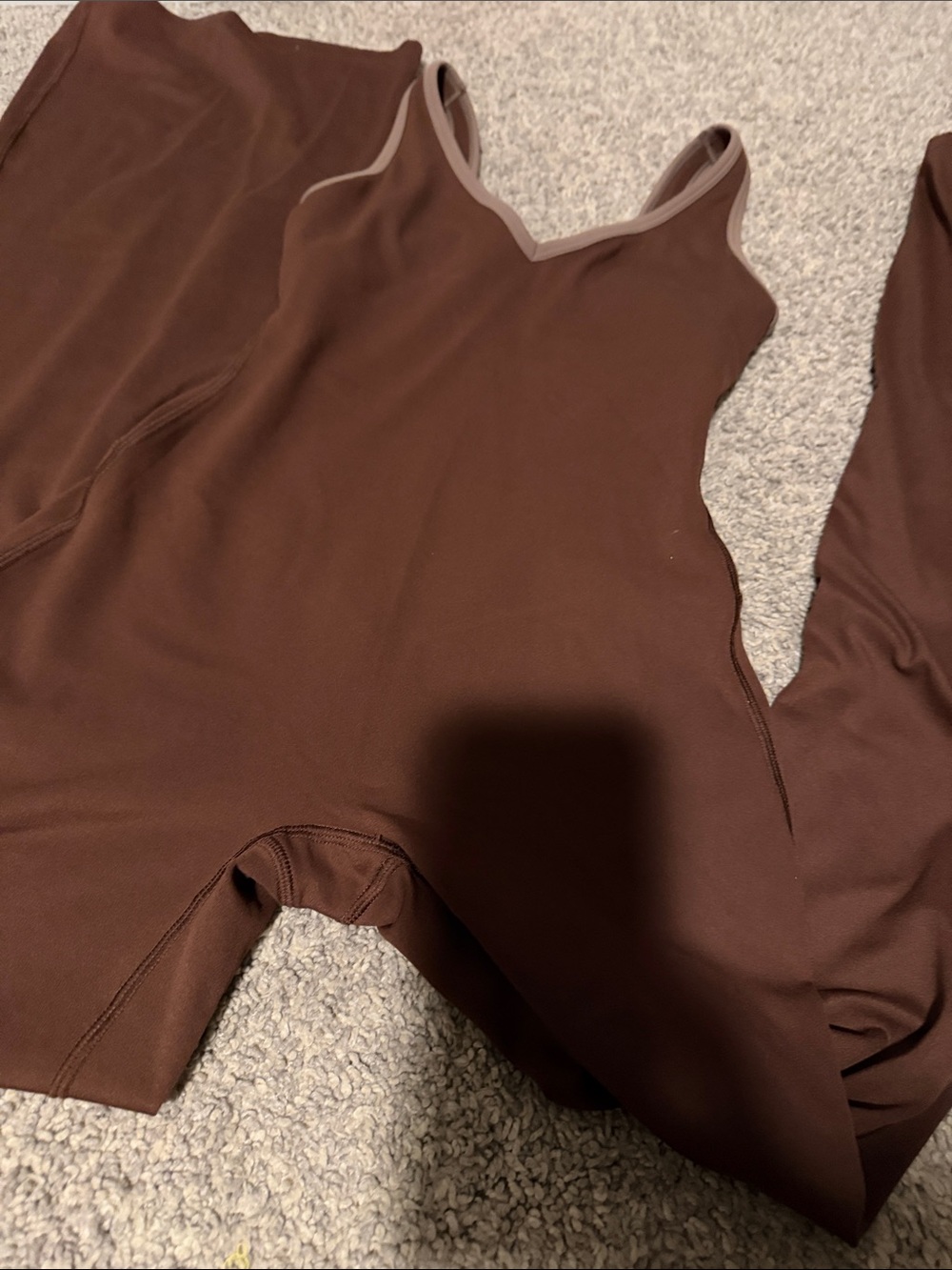 One piece - Picture 2 of 3